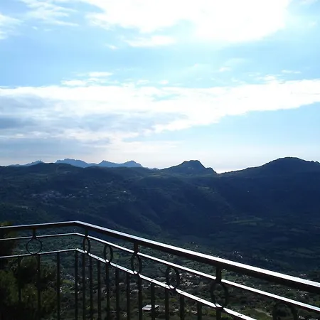 Superbe Maison De Vacanse Fozzi Pigna
