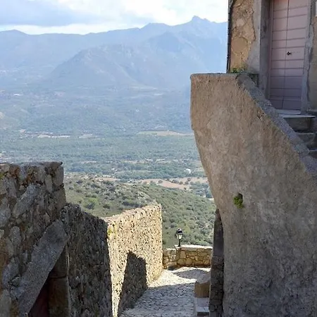 Vakantiehuis Superbe Maison De Vacanse Fozzi Pigna